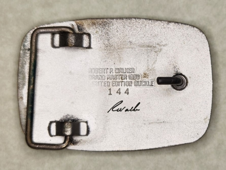[Buckle Pic Missing] (Click here)